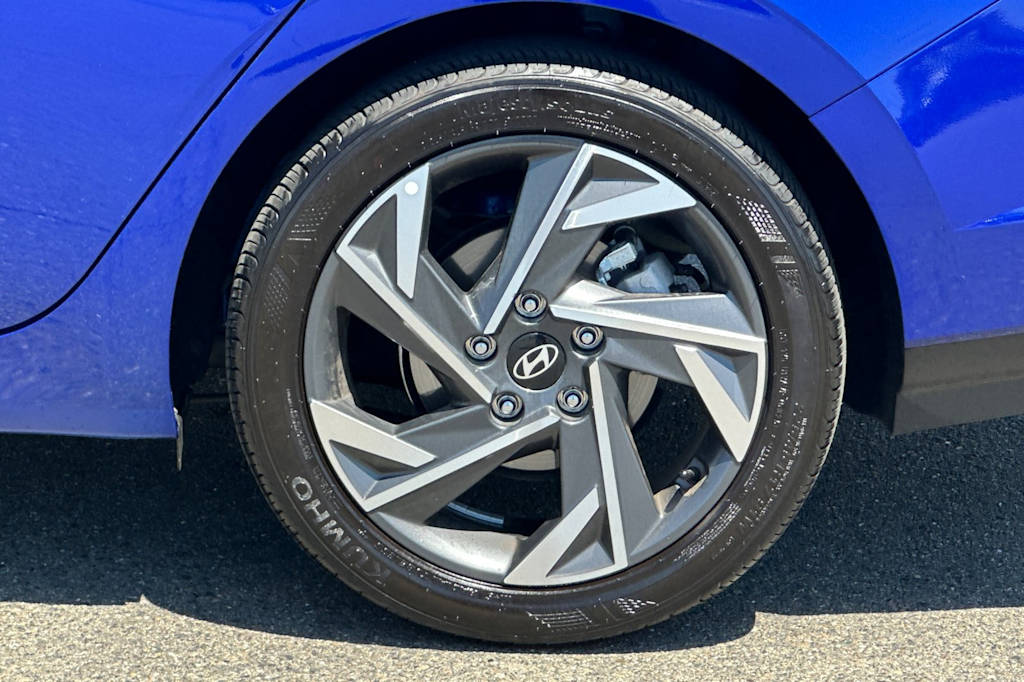 Thumbnail: 2025 Hyundai Elantra - 8