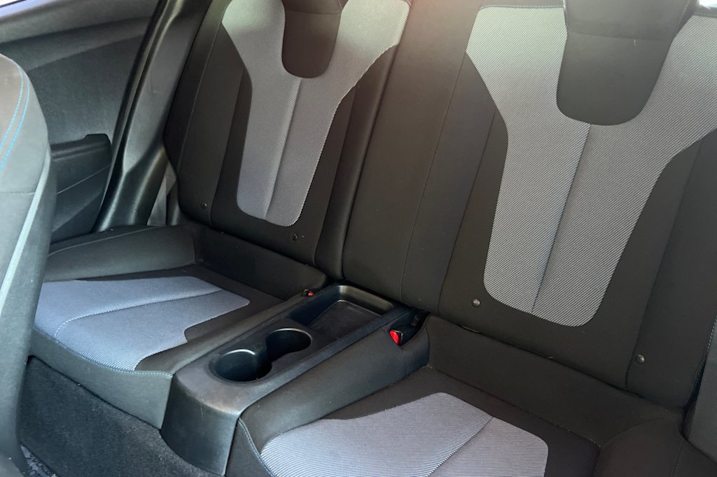 Thumbnail: 2019 Hyundai Veloster - 10