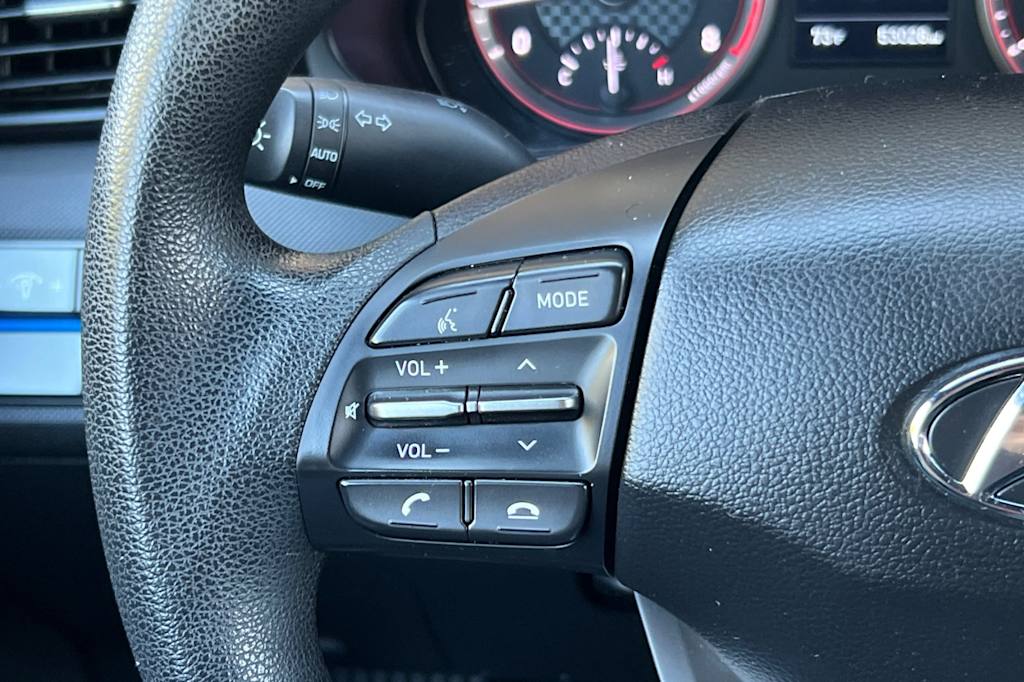 Thumbnail: 2019 Hyundai Veloster - 25