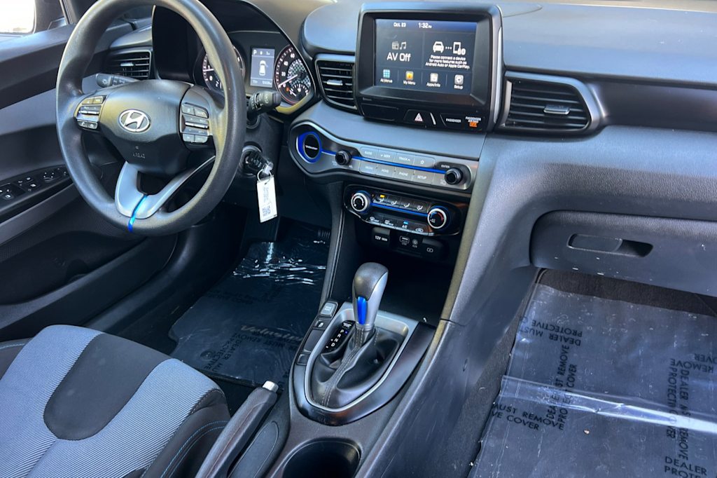 Thumbnail: 2019 Hyundai Veloster - 2