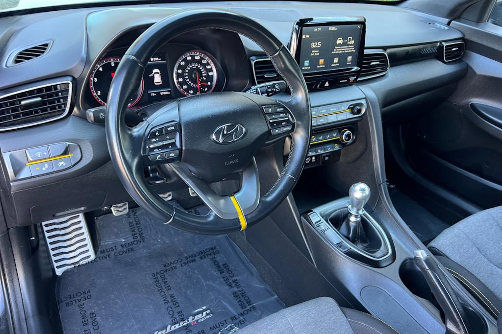 Thumbnail: 2020 Hyundai Veloster - 13