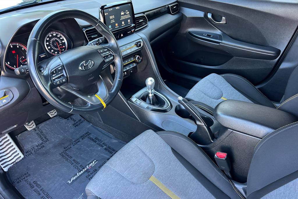 Thumbnail: 2020 Hyundai Veloster - 9