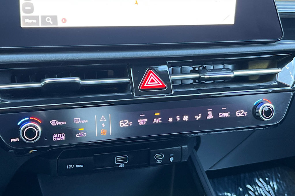 Thumbnail: 2023 Kia Niro - 27