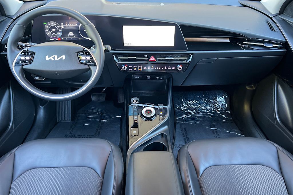 Thumbnail: 2023 Kia Niro - 2