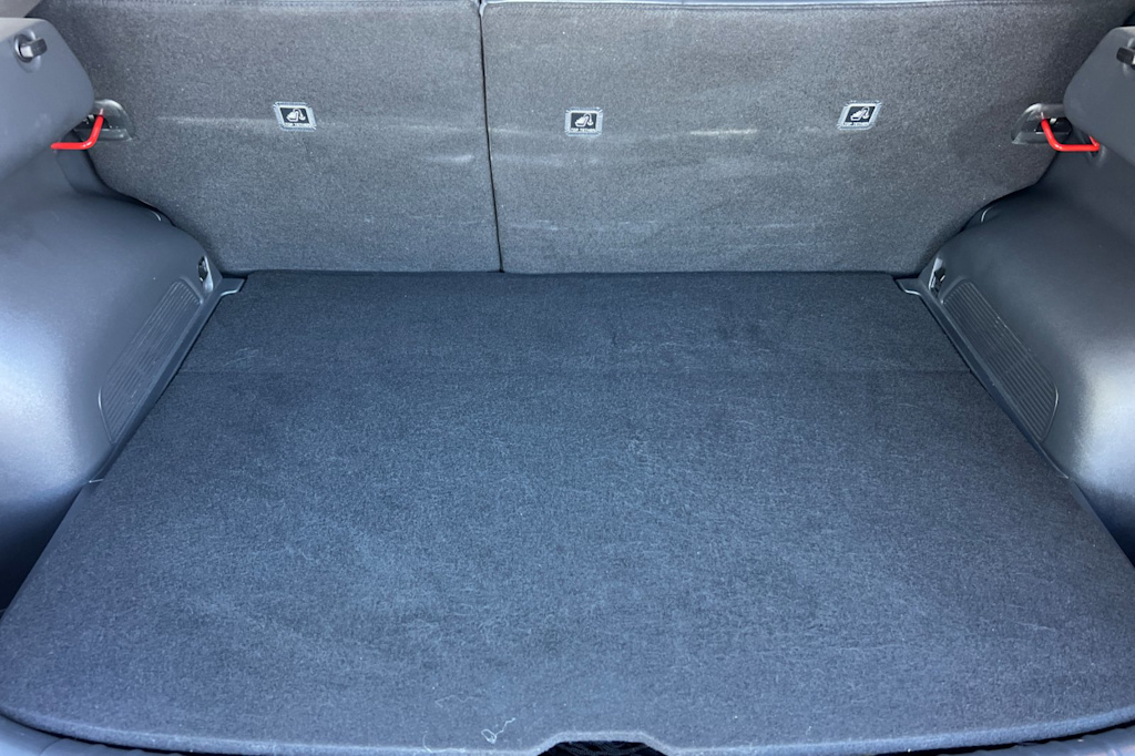 Thumbnail: 2023 Kia Niro - 16