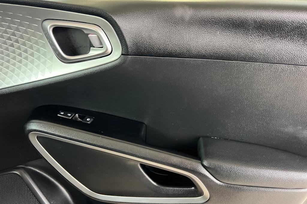 Thumbnail: 2025 Kia Soul - 23