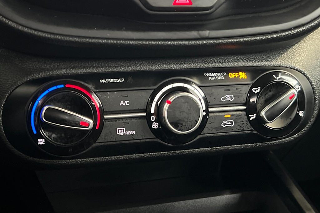 Thumbnail: 2025 Kia Soul - 24