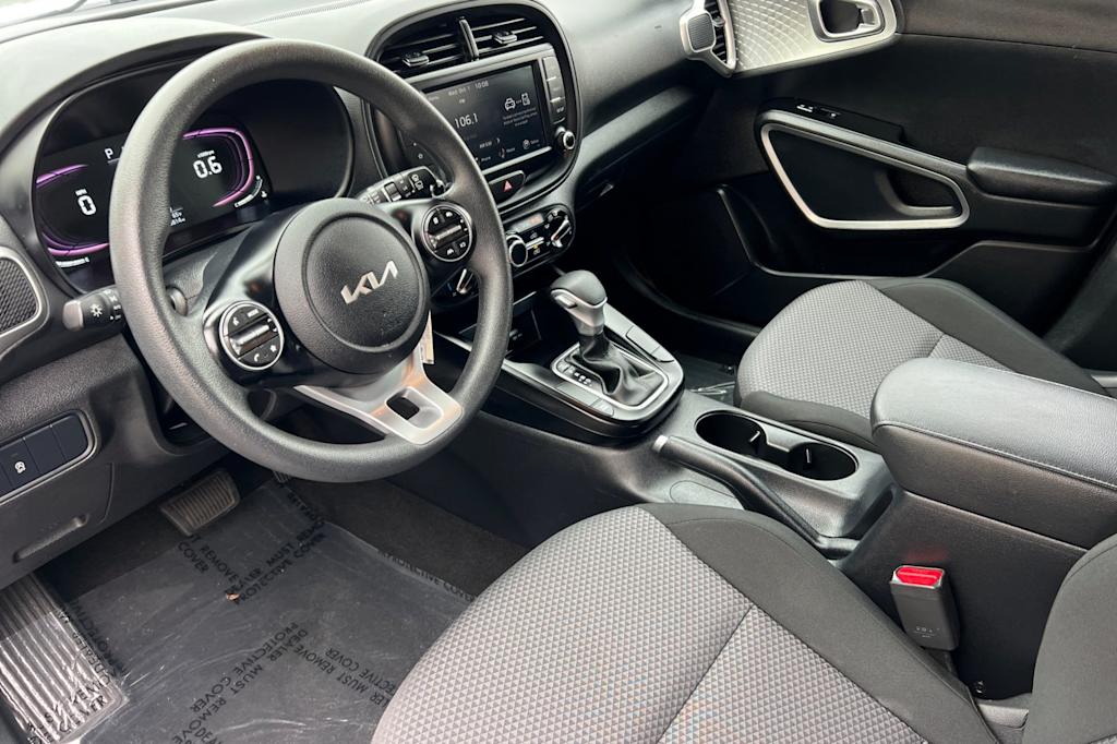 Thumbnail: 2024 Kia Soul - 7