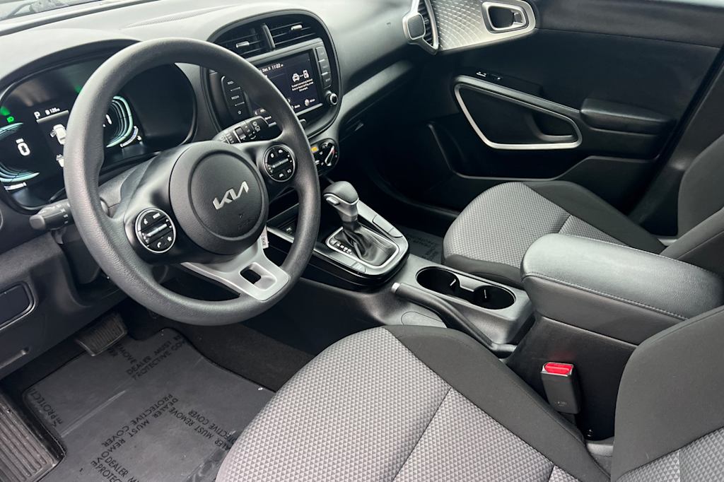 Thumbnail: 2024 Kia Soul - 8