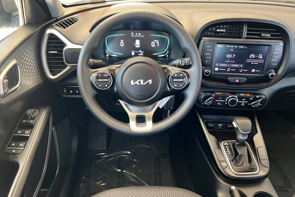 Thumbnail: 2023 Kia Soul - 10