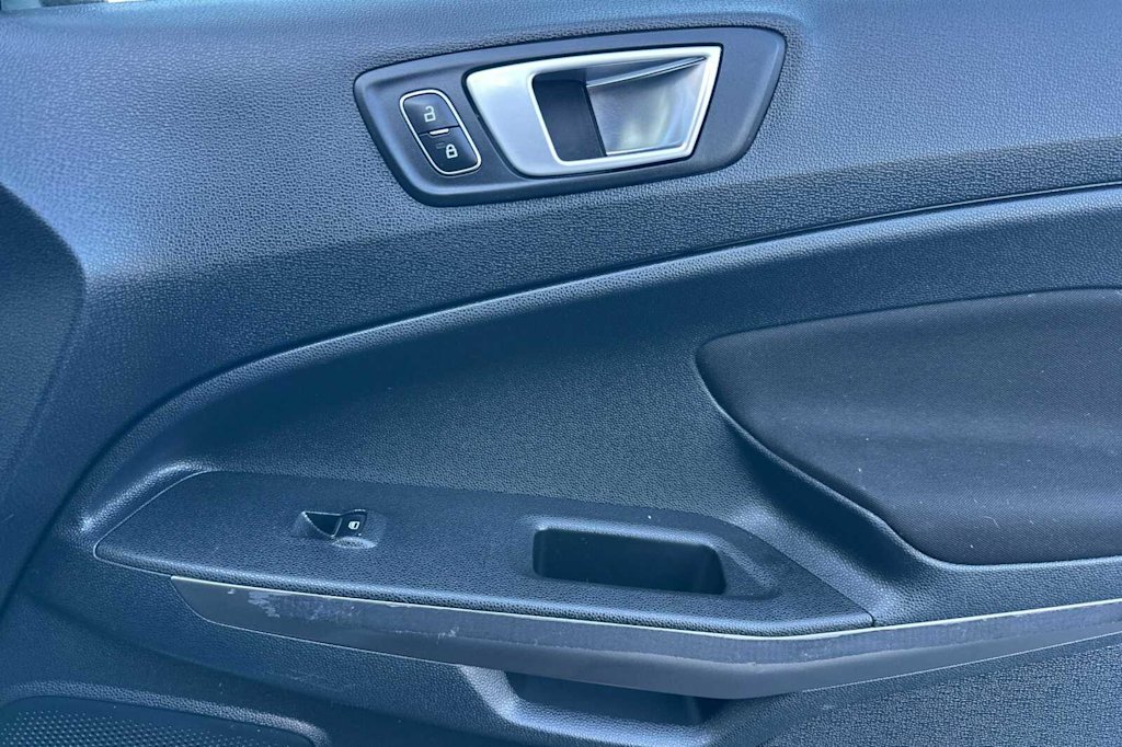 Thumbnail: 2019 Ford EcoSport - 24