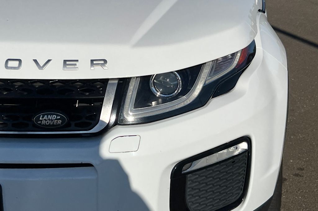 Thumbnail: 2017 Land Rover Range Rover Evoque - 13