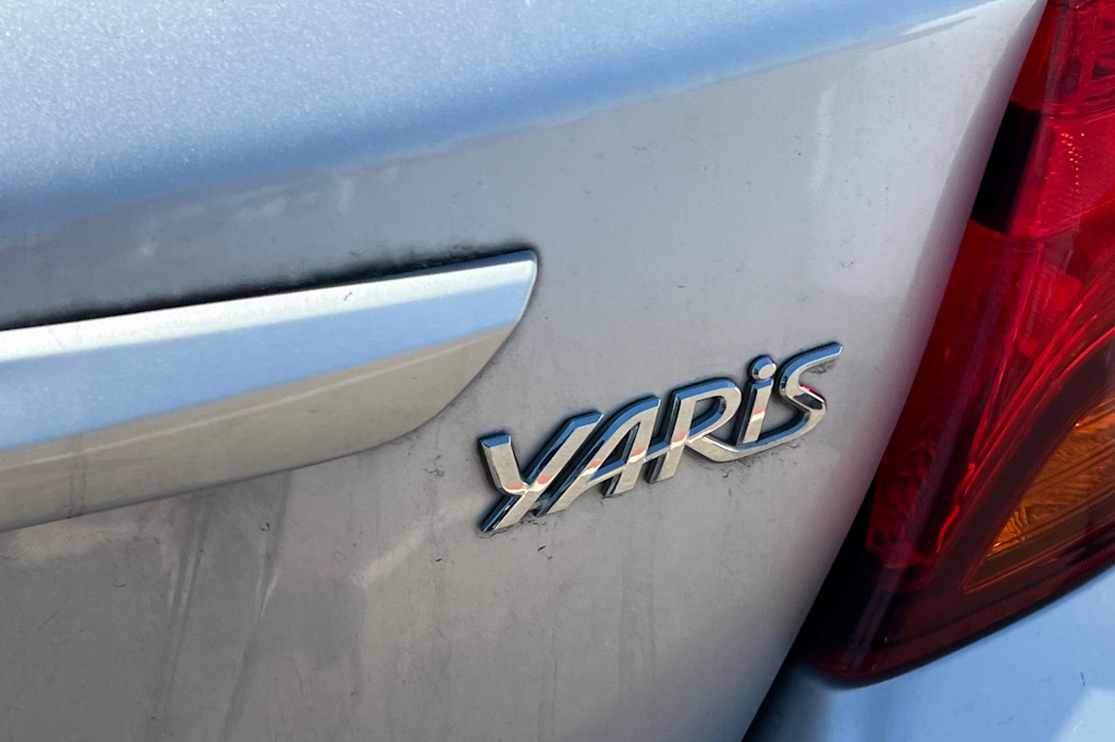 Thumbnail: 2015 Toyota Yaris - 22