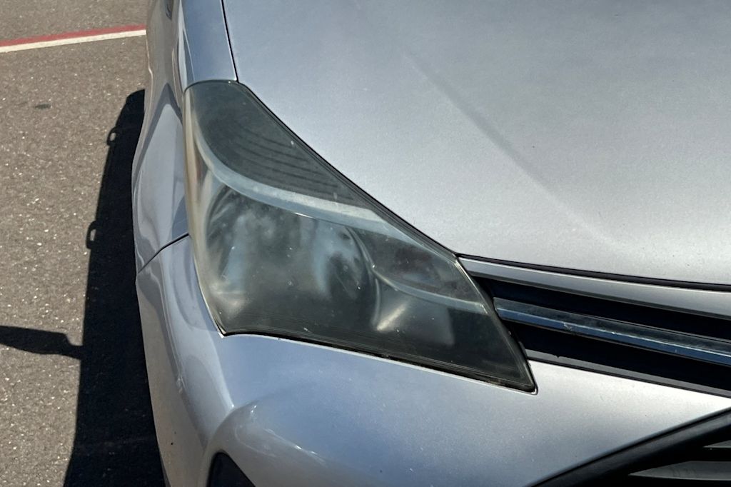Thumbnail: 2015 Toyota Yaris - 15