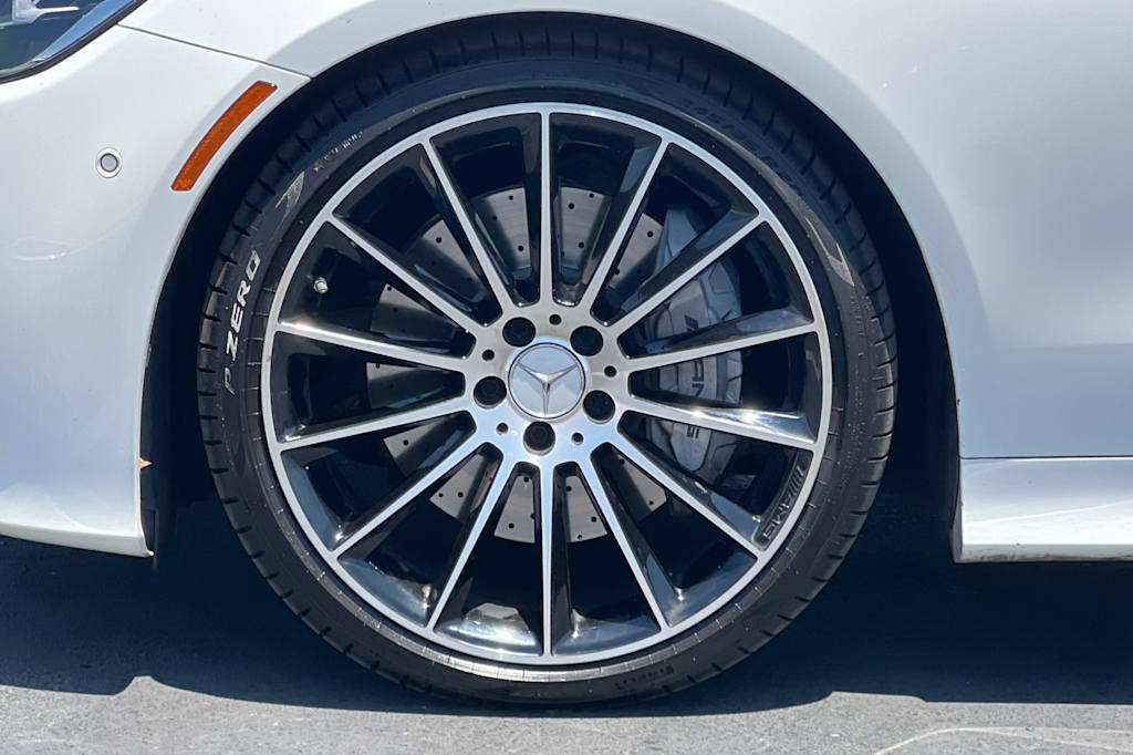 Thumbnail: 2021 Mercedes-Benz E-Class - 8