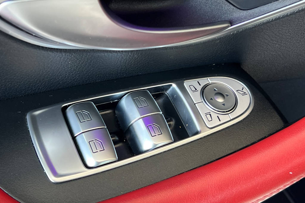 Thumbnail: 2021 Mercedes-Benz E-Class - 19