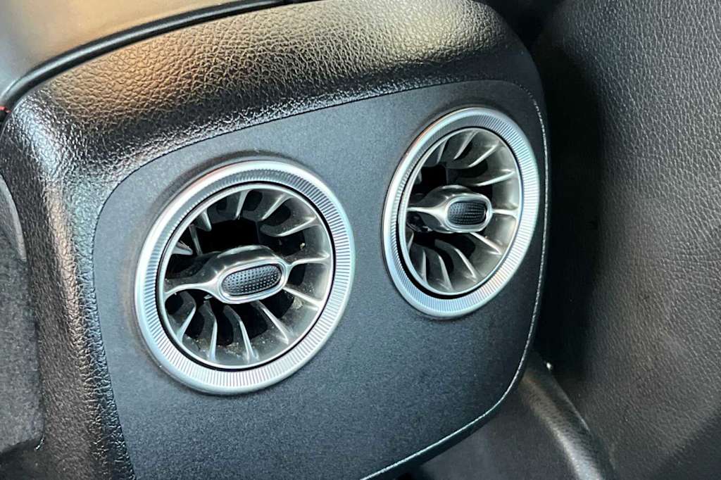 Thumbnail: 2021 Mercedes-Benz E-Class - 20