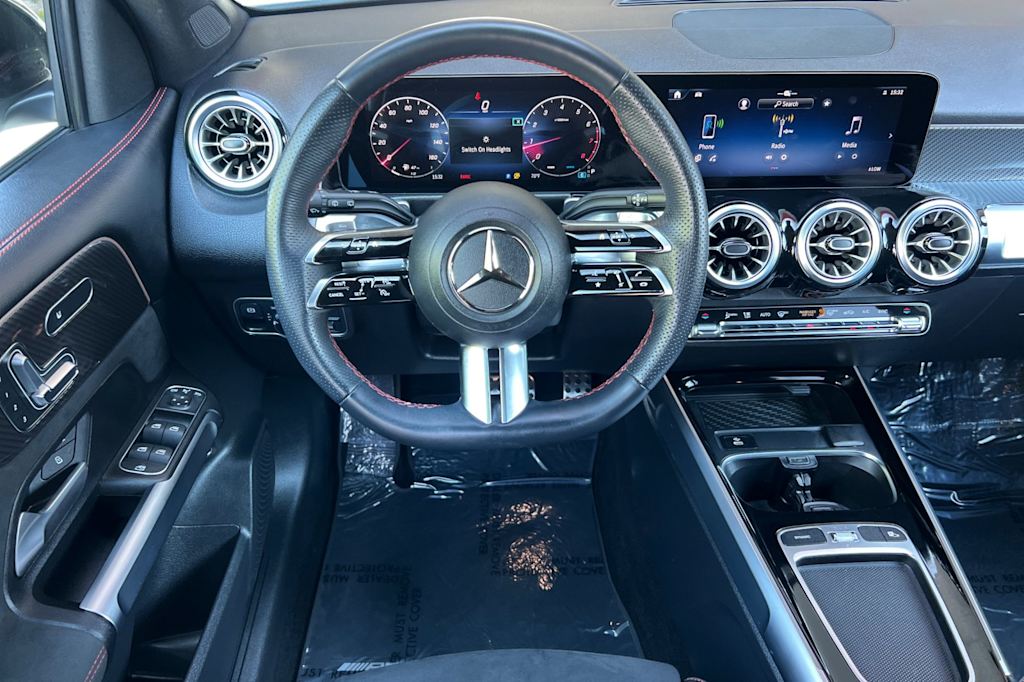 Thumbnail: 2025 Mercedes-Benz GLB - 11
