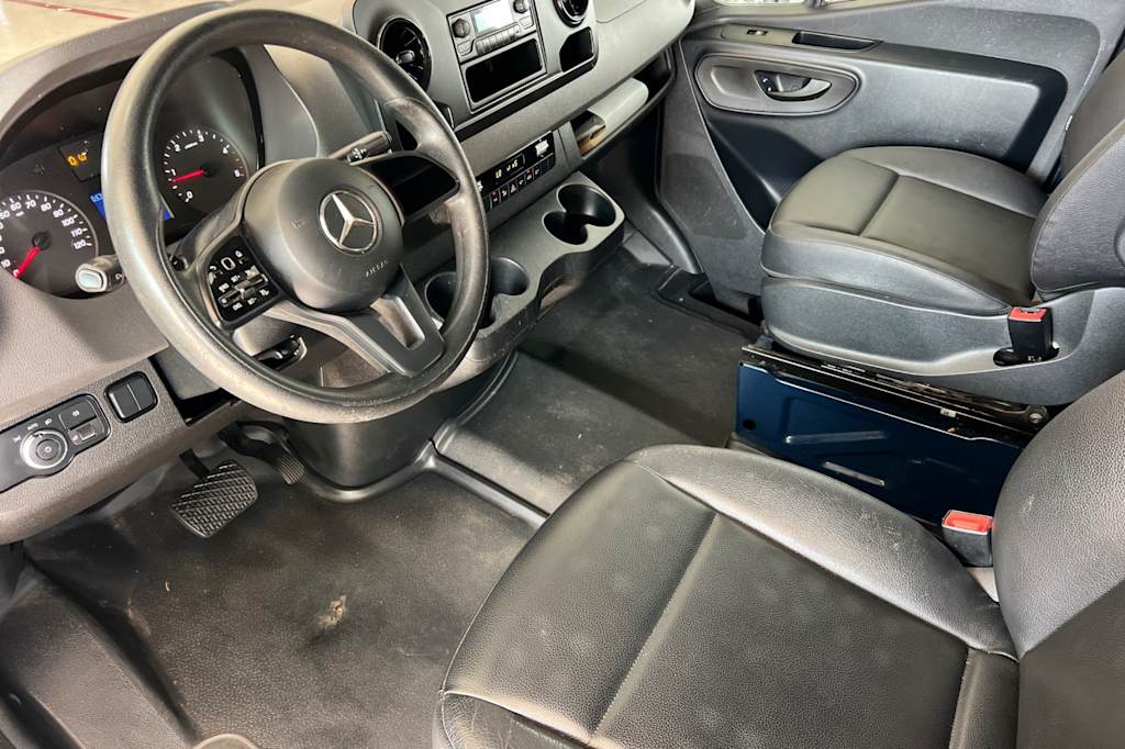 Thumbnail: 2022 Mercedes-Benz Sprinter - 9