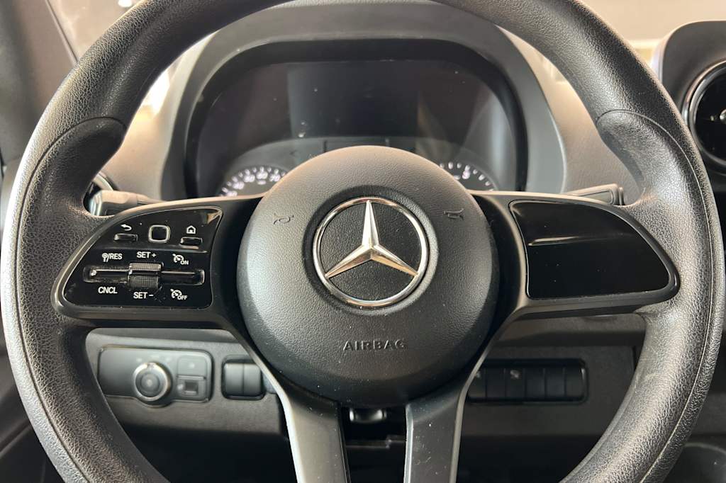 Thumbnail: 2022 Mercedes-Benz Sprinter - 25