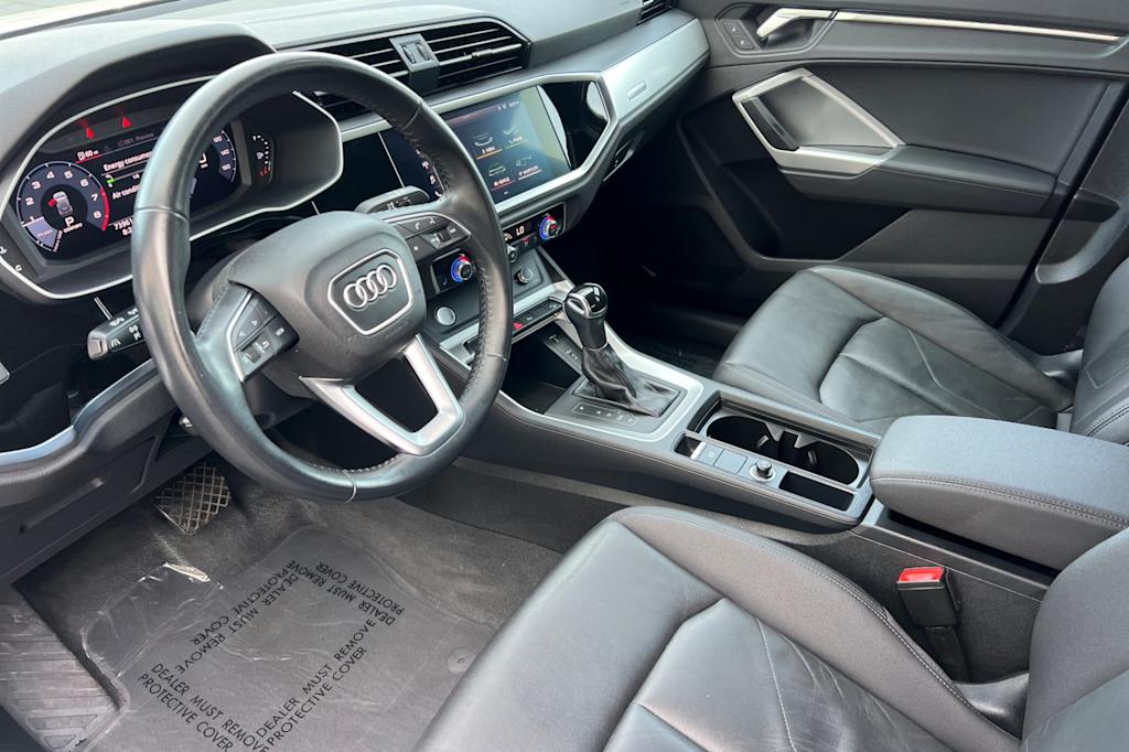 Thumbnail: 2019 Audi Q3 - 8