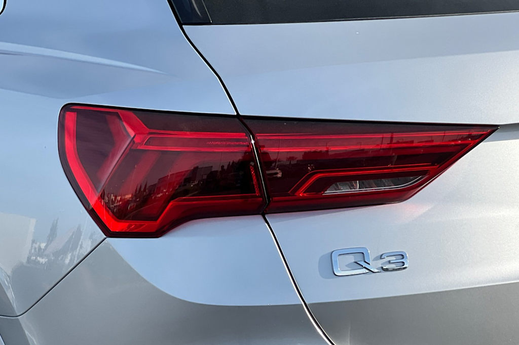 Thumbnail: 2019 Audi Q3 - 33