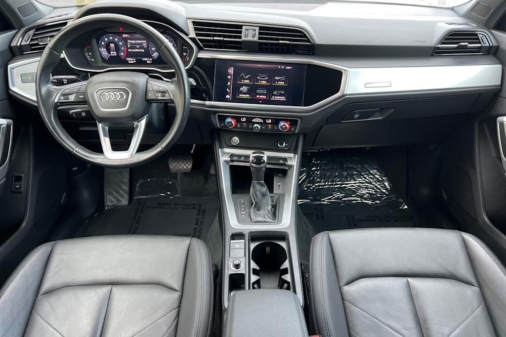 Thumbnail: 2019 Audi Q3 - 2