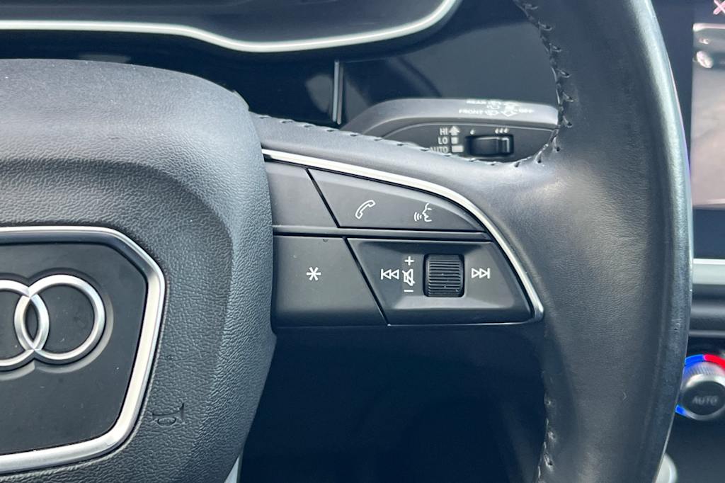 Thumbnail: 2019 Audi Q3 - 30