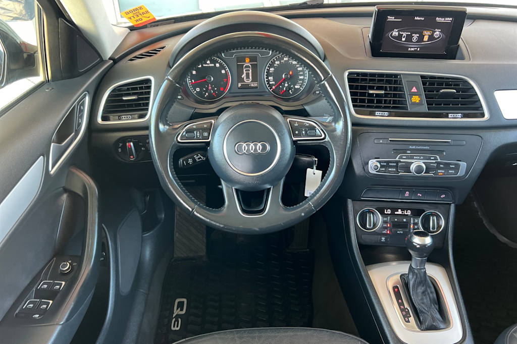 Thumbnail: 2017 Audi Q3 - 10