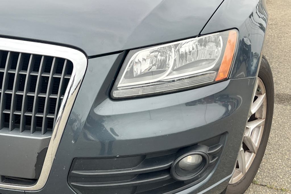Thumbnail: 2011 Audi Q5 - 11