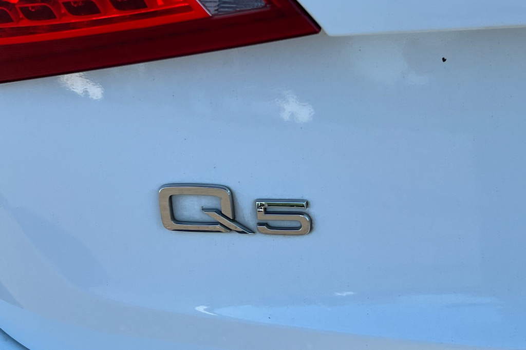 Thumbnail: 2012 Audi Q5 - 20