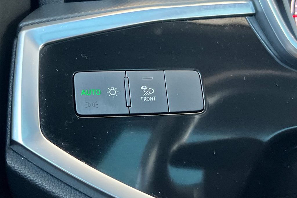 Thumbnail: 2021 Audi Q3 - 34