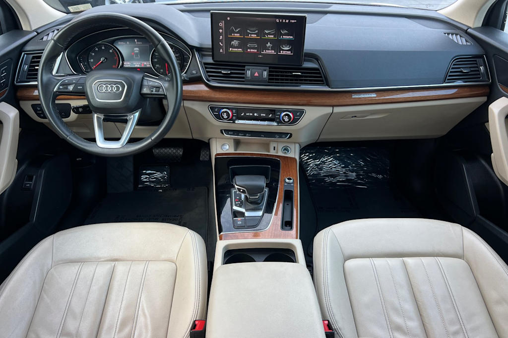 Thumbnail: 2023 Audi Q5 - 2