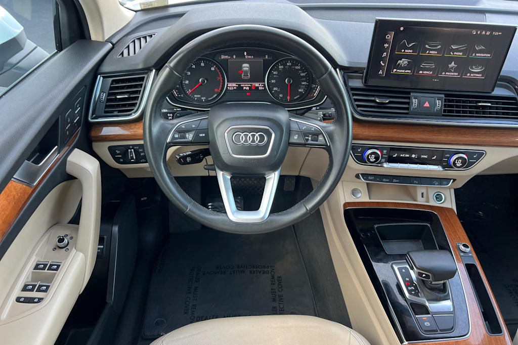 Thumbnail: 2023 Audi Q5 - 11