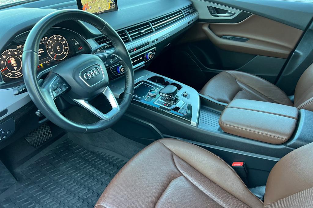 Thumbnail: 2019 Audi Q7 - 8