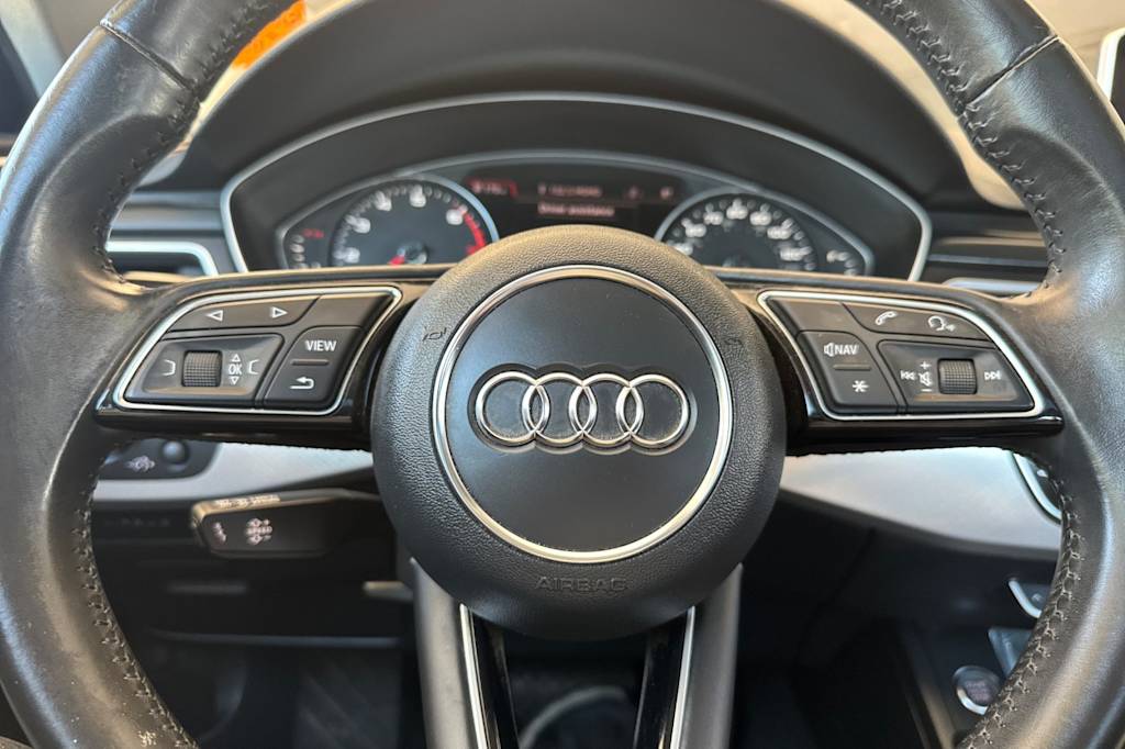 Thumbnail: 2017 Audi A4 - 29