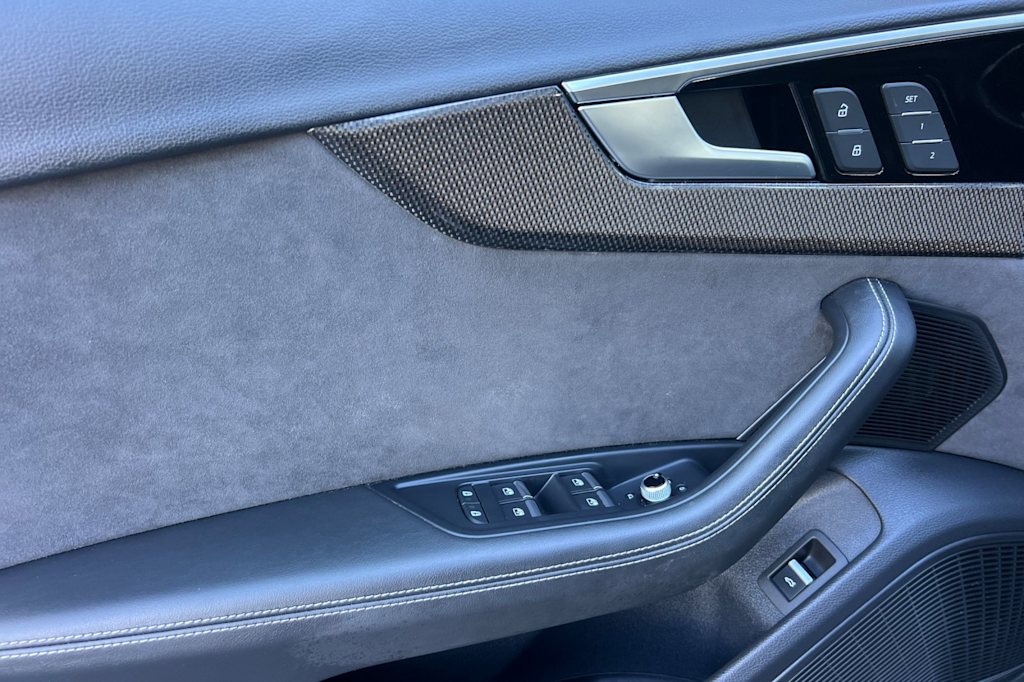 Thumbnail: 2021 Audi S4 - 20