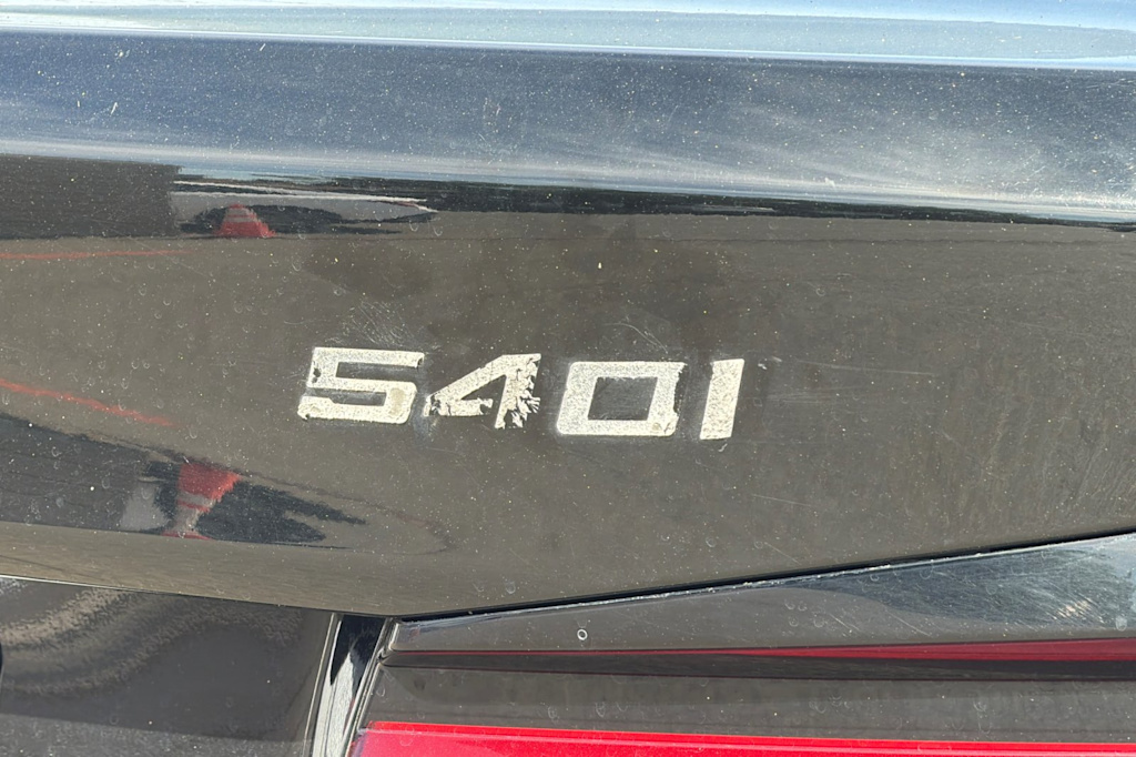 Thumbnail: 2021 BMW 5 Series - 25