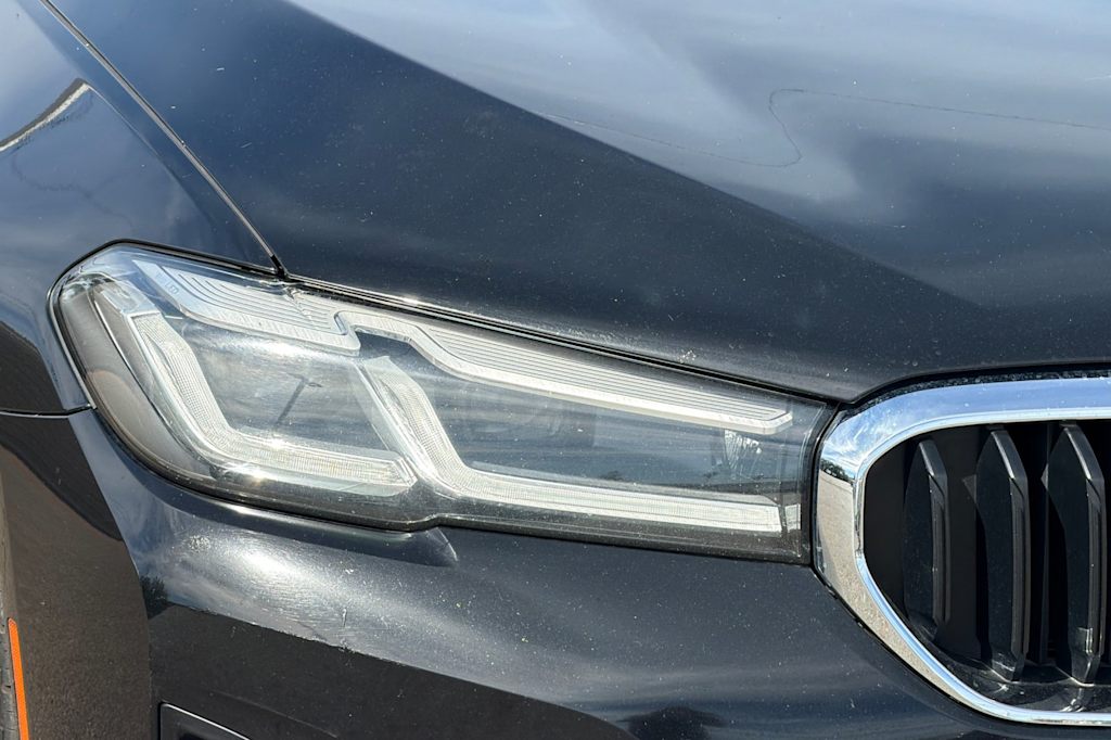 Thumbnail: 2021 BMW 5 Series - 18