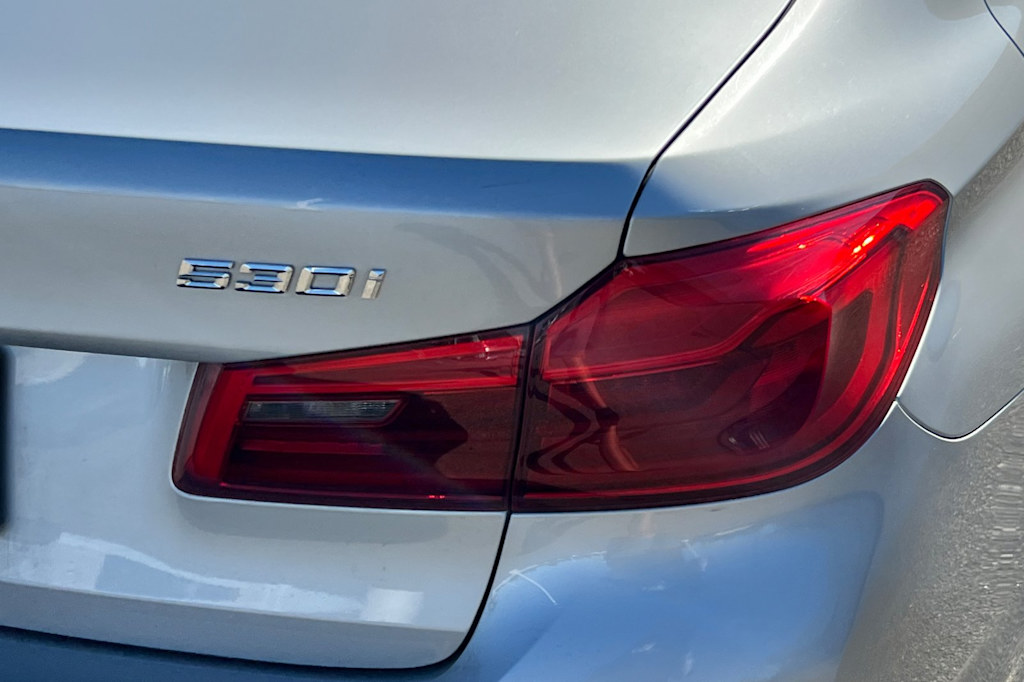 Thumbnail: 2020 BMW 5 Series - 19