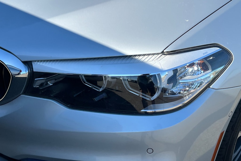 Thumbnail: 2020 BMW 5 Series - 14