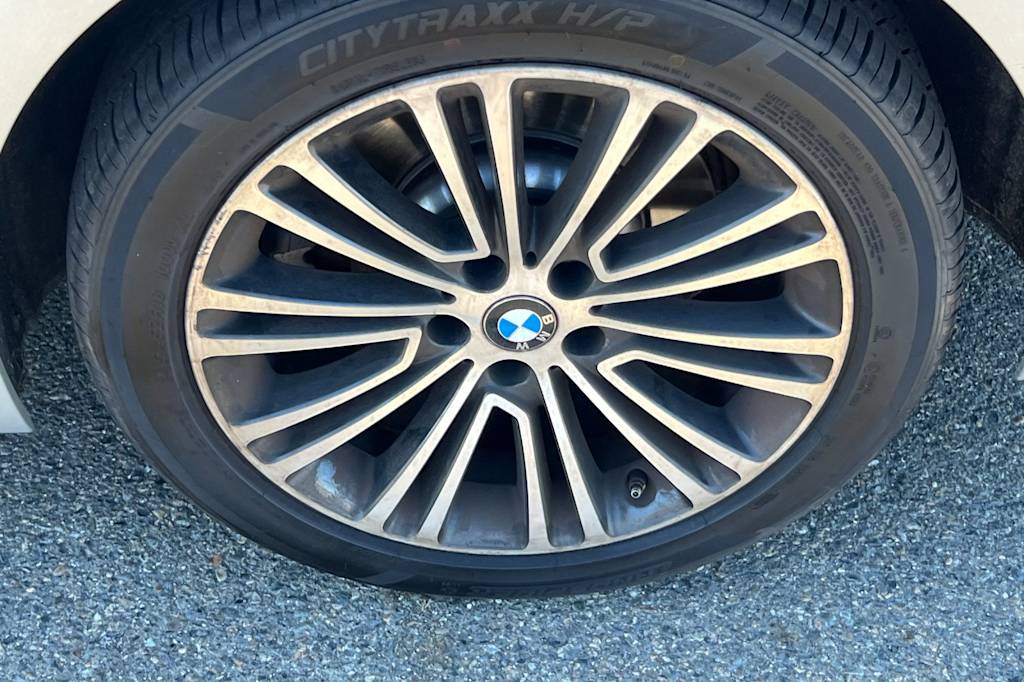 Thumbnail: 2020 BMW 5 Series - 23