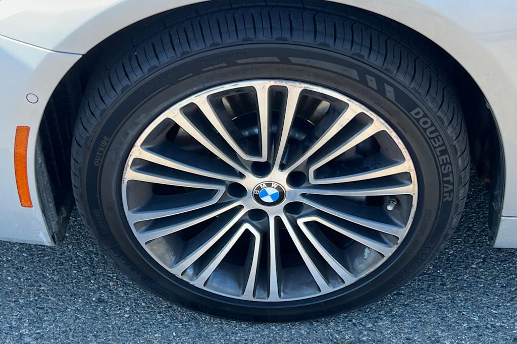 Thumbnail: 2020 BMW 5 Series - 6