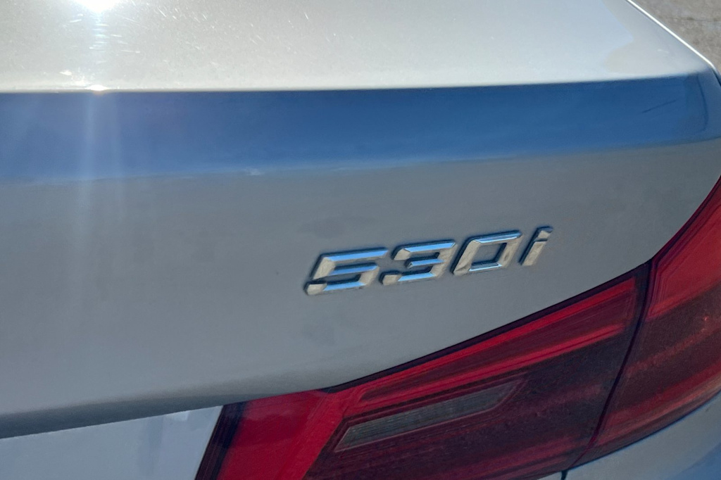 Thumbnail: 2020 BMW 5 Series - 22