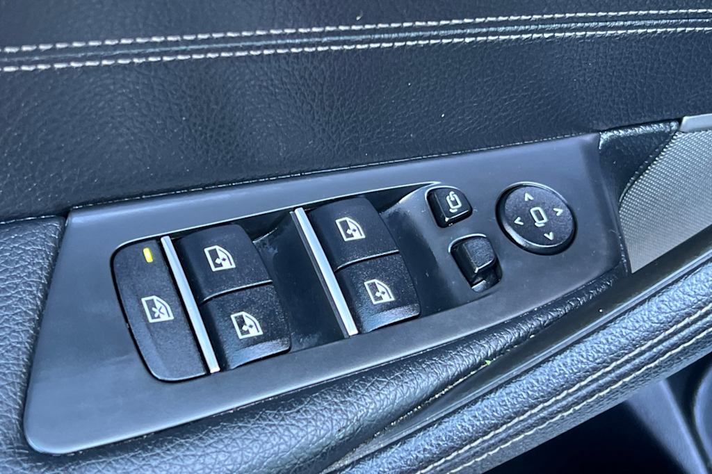Thumbnail: 2020 BMW 5 Series - 20