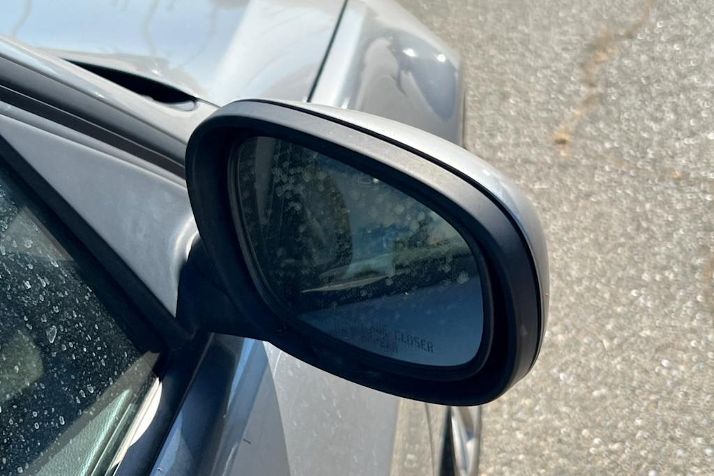 Thumbnail: 2011 BMW 3 Series - 17