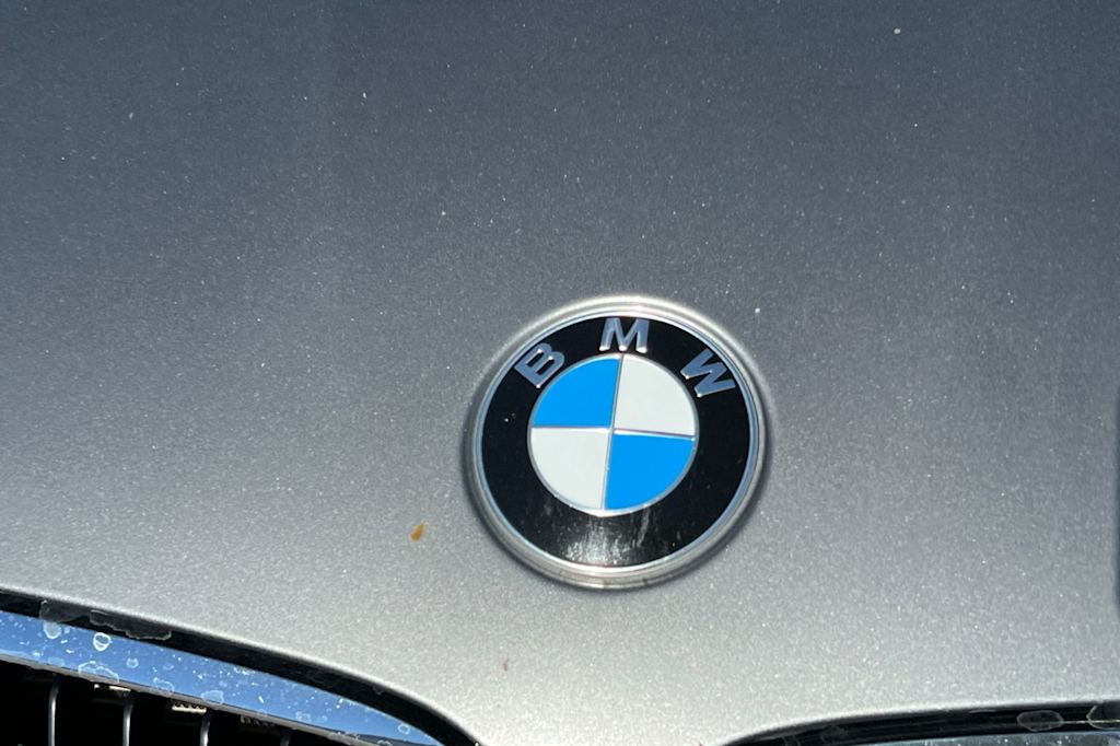 Thumbnail: 2011 BMW 3 Series - 14