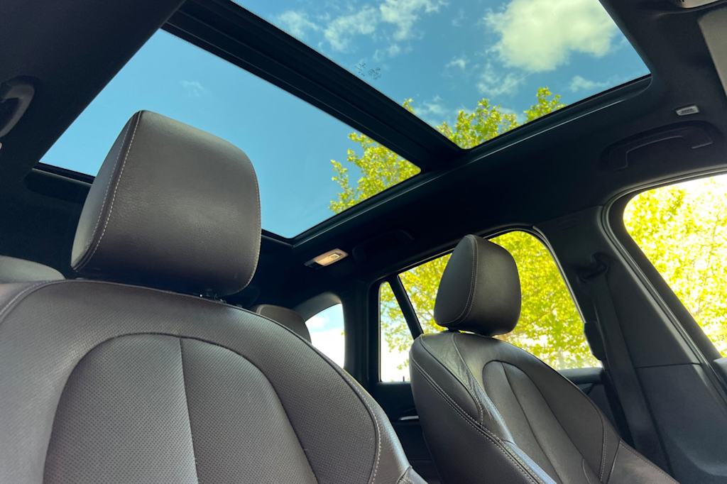 Thumbnail: 2018 BMW X1 - 23