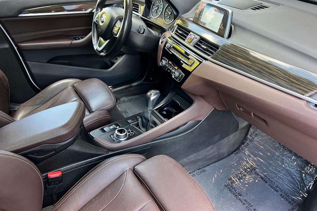 Thumbnail: 2018 BMW X1 - 11