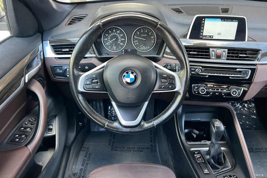 Thumbnail: 2018 BMW X1 - 10